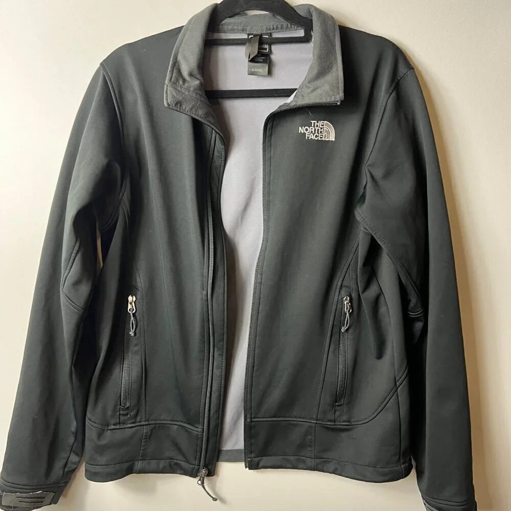 The north face windstopper black zip up jacket men's size medium‎